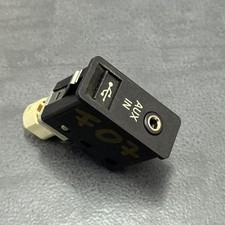 USB Anschluss Buchse BMW 5er F07 F10 F11  AUX IN Stecker Port 9129651