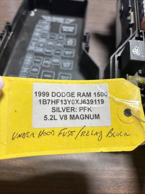 1999 Dodge Ram 1500 5.2L V8 Under Hood Fuse Box Bb150