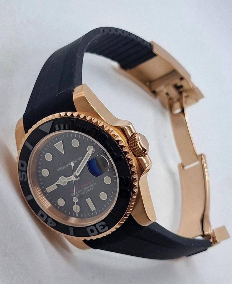 Seikmod Rose Black Diver | NH35 Aut | Bisel de cerámica | Zafiro | Correa de goma Foto 3 de 3