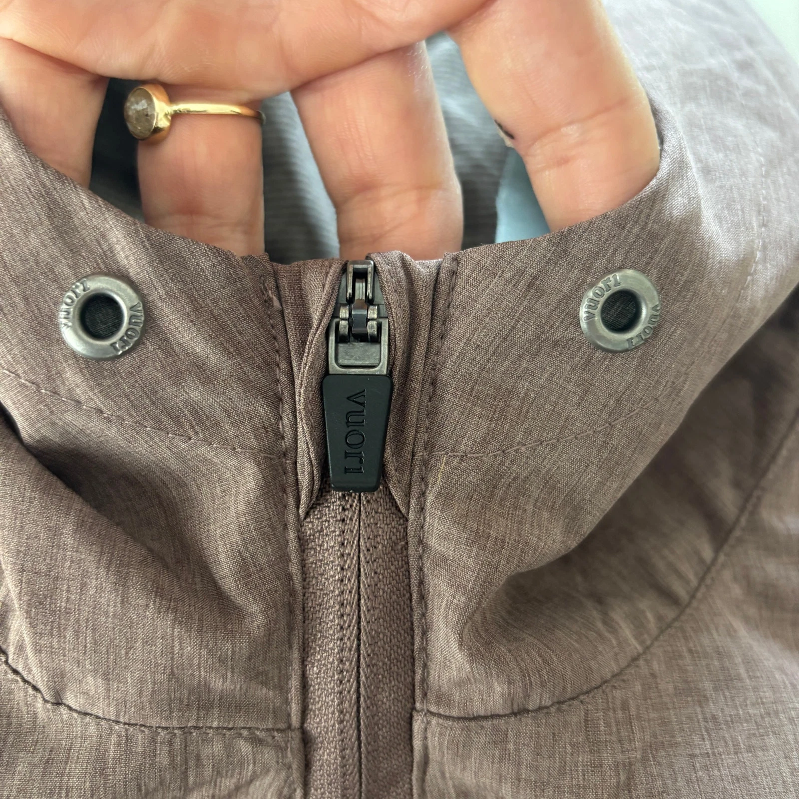 vuori outdoor trainer shell missing hood drawstring jacket