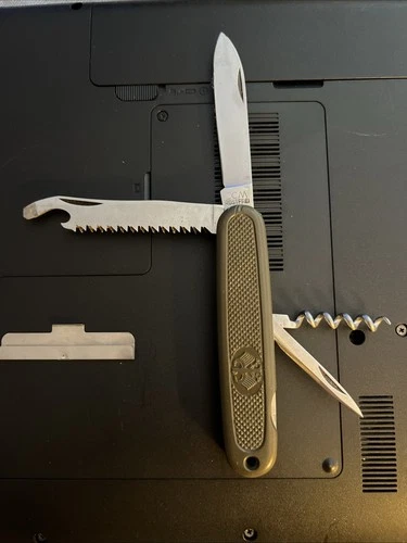 CCM GAK-108 Real! GERMAN BUNDESWEHR ARMY POCKET KNIFE Nice!  ✅🌟🇩🇪