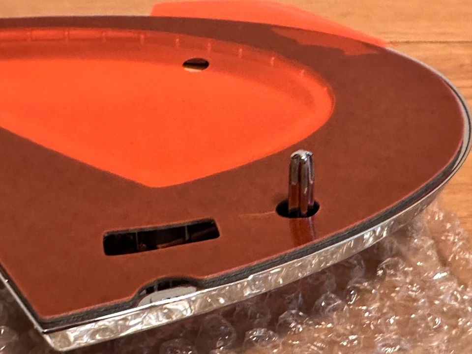 Infiniti Genuine M37 M56 2011-2014 Front Chrome Emblem Badge 62890-4AM0A OEM - Изображение 4 из 4