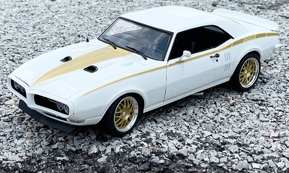 ミニカー ACME 1/18 1968 Firebird Street Fighter 1:18 1968 Pontiac Firebird Street Fighter Hardtop, Cameo