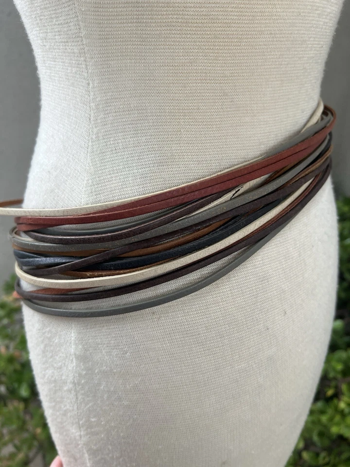 Cinturón de cadera de cuero DKNY varias cuerdas OS Foto 4 de 4