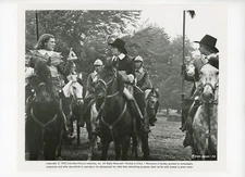CROMWELL Original Movie Still 8x10 Richard Harris, Timothy Dalton 1970 7991