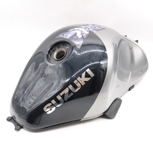 9907 Suzuki Hayabusa Gsx1300r Gas Tank Fuel Cell Reservoir Petrol Oem