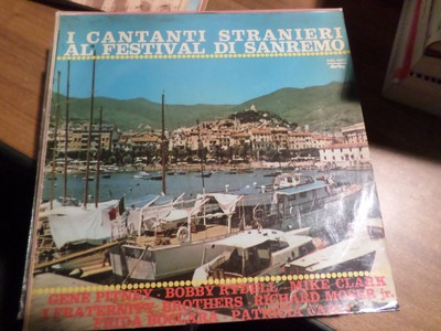 33 Giri I Cantanti Stranieri Al Festival Di Sanremo Custodia Scollata Ebay