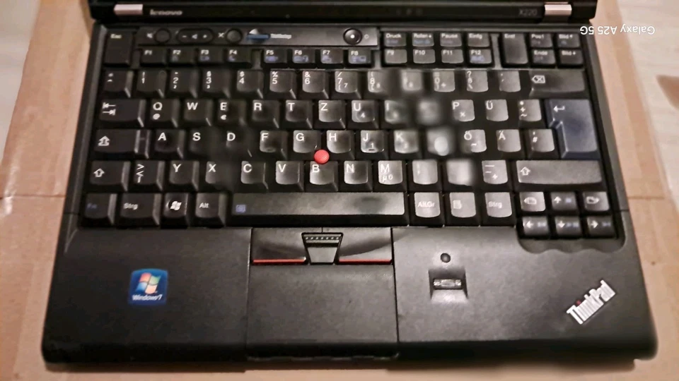 Lenovo ThinkPad X220 · i7-2540M · 8GB · 240GB, photo 3 of 4