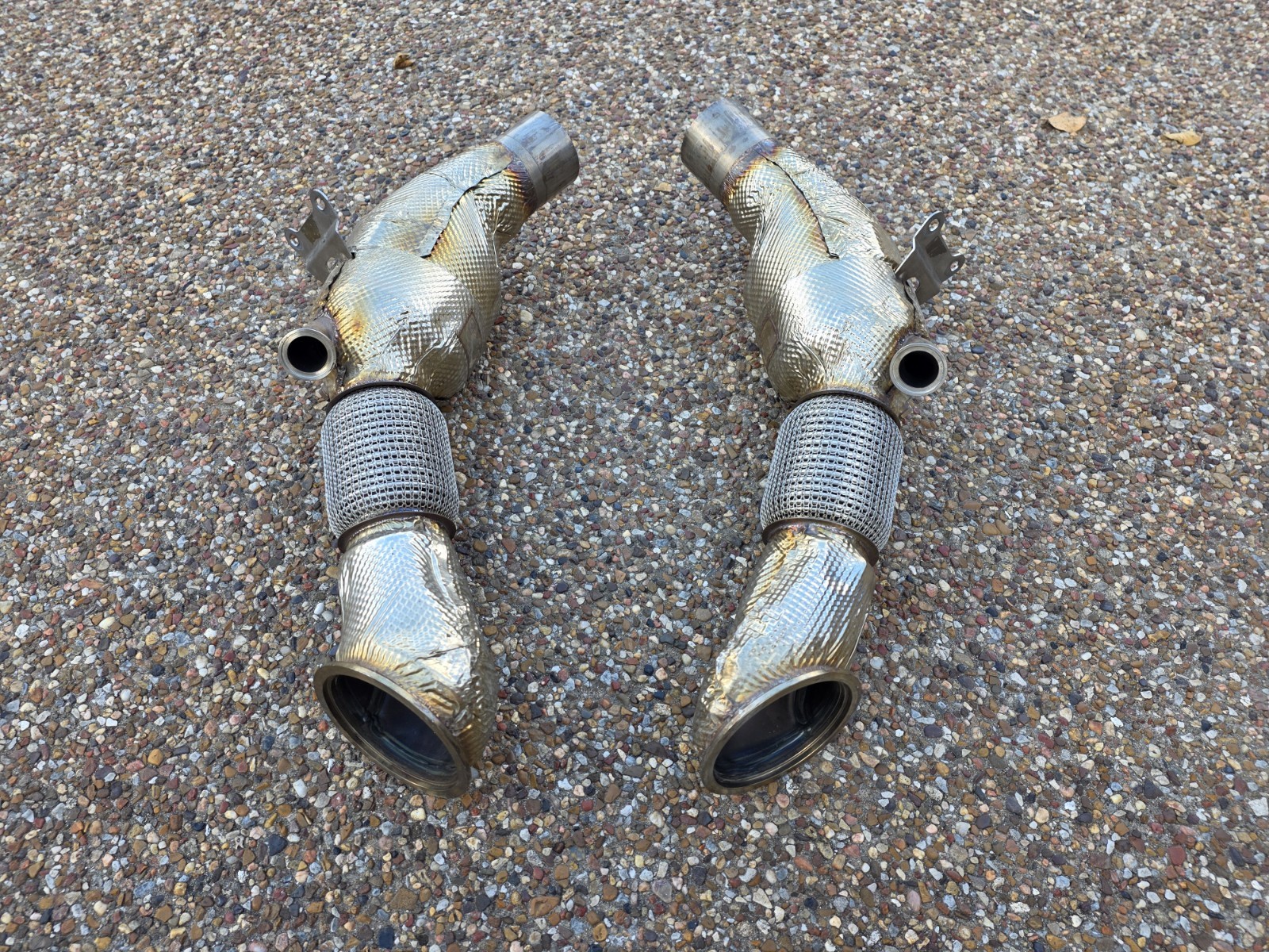 FERRARI SF90 OEM GENUINE ORIGINAL LEFT & RIGHT EXHAUST CATALYTIC CONVERTERS