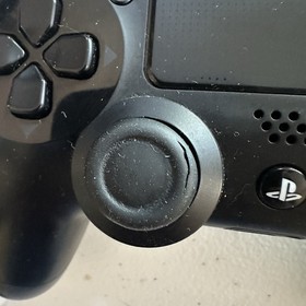 Sony PlayStation 4 PS4 Cosole w/ Box Cotroller Stand Remote 2TB CUH-1001A 500GB