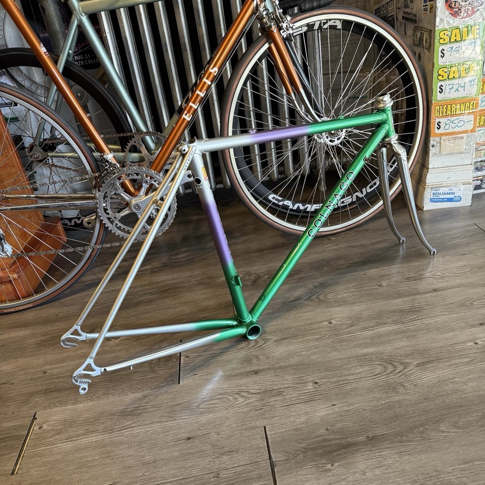 2025 Colnago Master Frame kit - threadless fork - Spécifications, comparaisons, avis - 99 Spokes