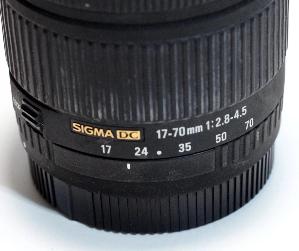 Lente macro Sigma DC 17-70 mm f/2,8-4,5 para Canon EF de Japón Foto 3 de 4