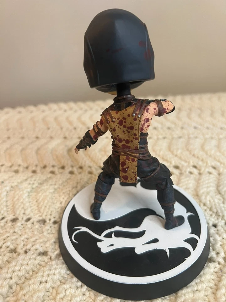 2016 Mortal Kombat X 6" Bobblehead Bloody Scorpion - Imagem 3 de 4