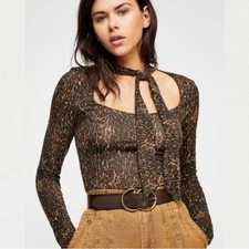 Free People Wild Thing Leopard Animal Print Tie Neck Blouse Women’s Size Large