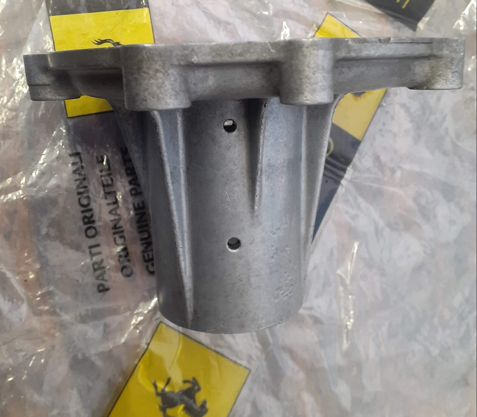80-85 Ferrari 308/ Mondial Water Pump Housing  121252  116156