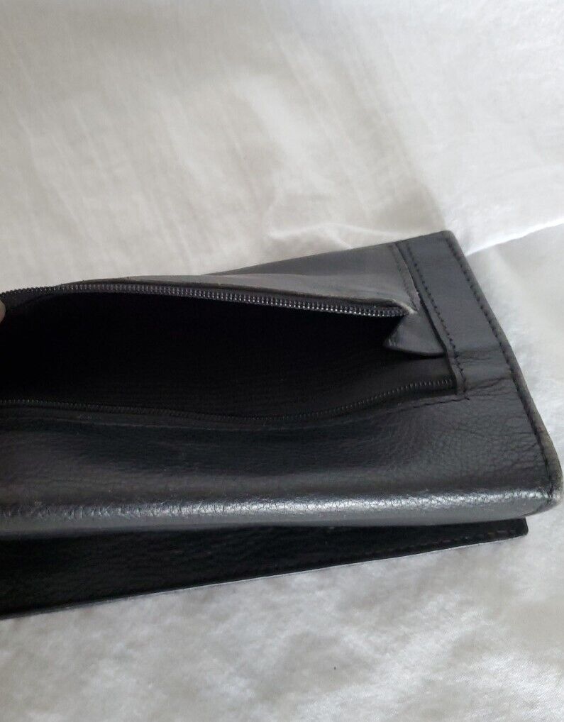 VTG Coach Soft Leather Black Envelope Style Walle… - image 12