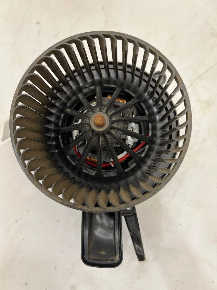 Calentador trasero motor soplador de aire acondicionado GMC se adapta a Escalade Acadia Yukon Tahoe OEM 15920865 Foto 2 de 4