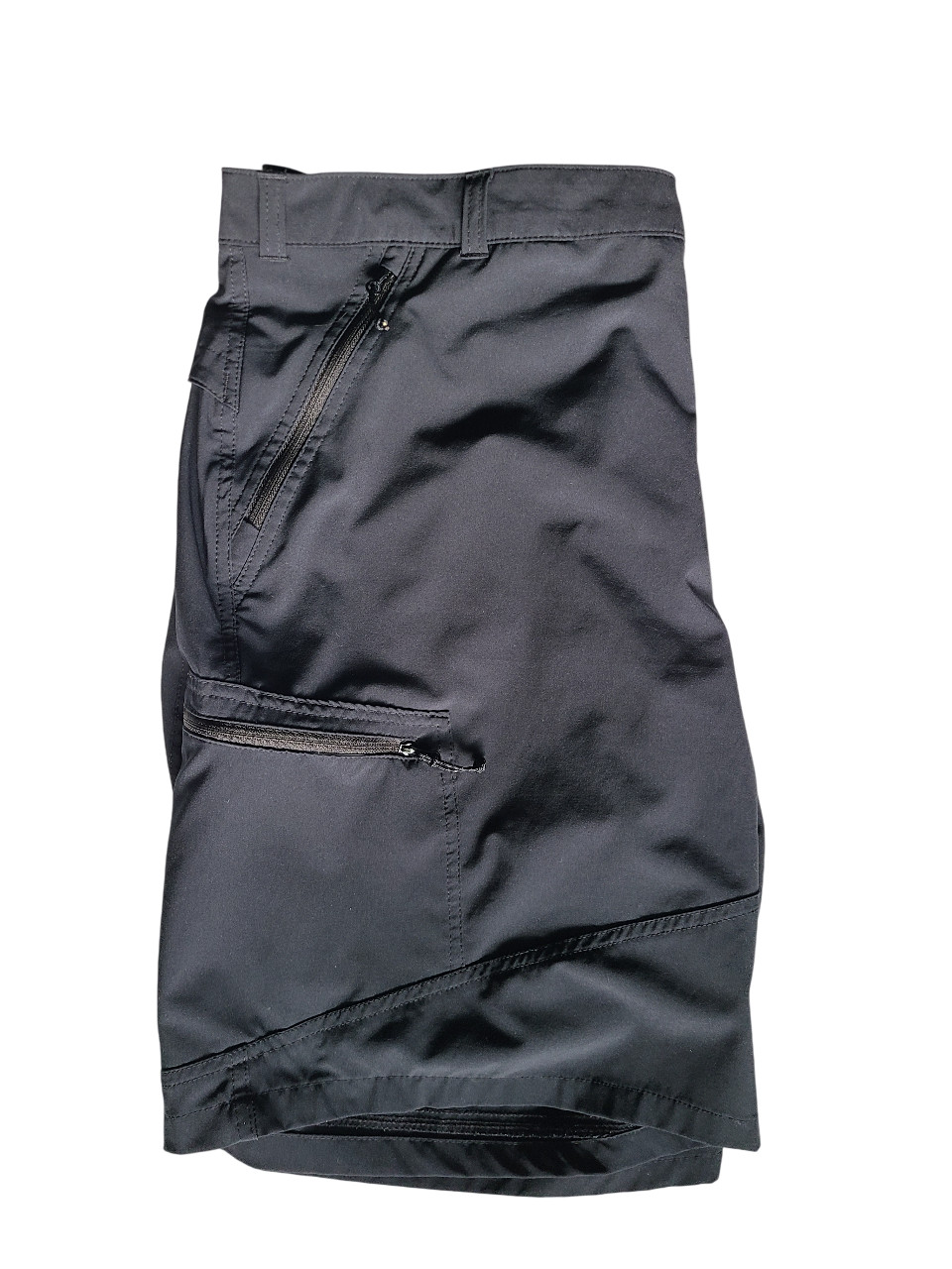 COLUMBIA Men's 40W Black Lightweight Nylon Zip Pockets Travel Shorts Fish Hike