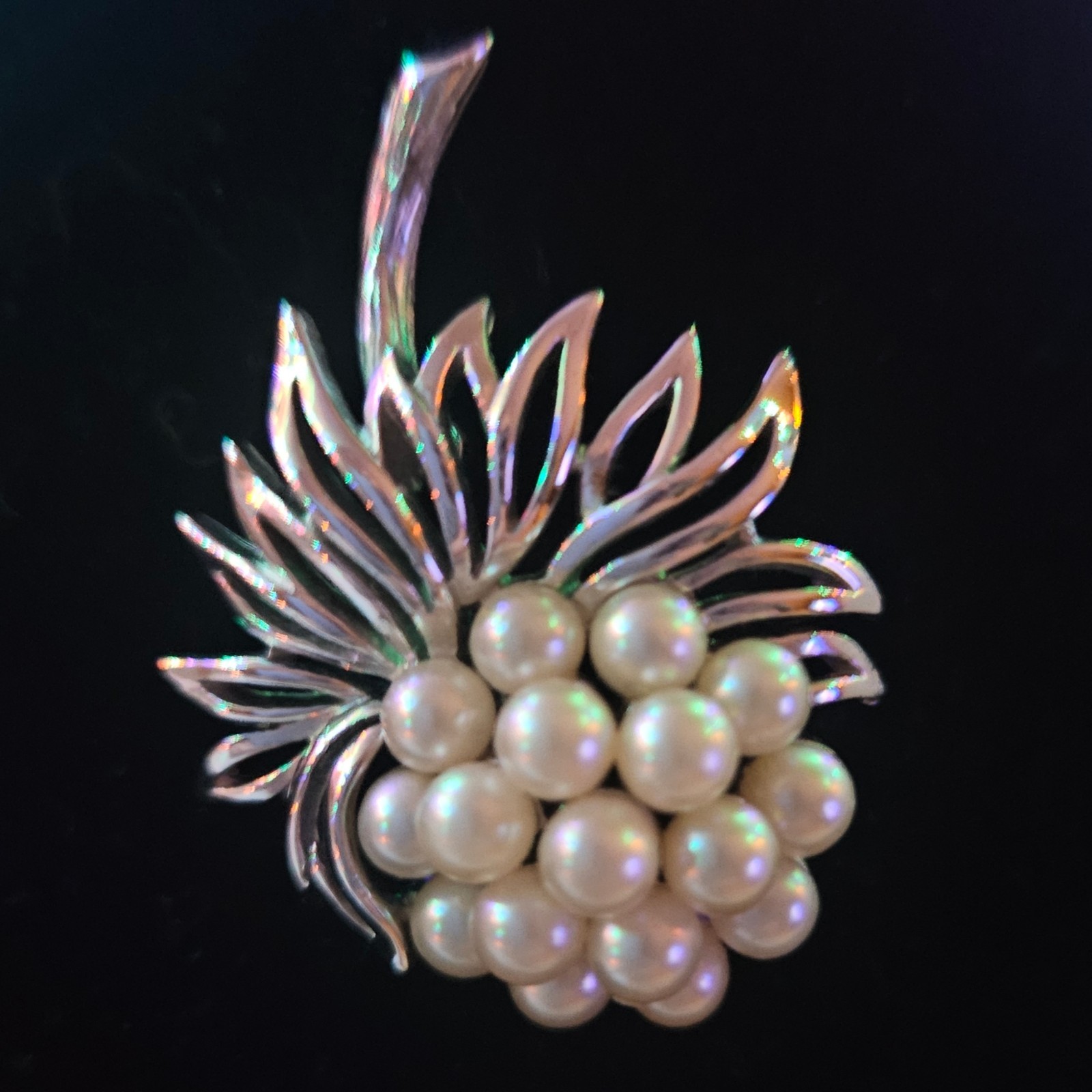 Vintage Trifari Silver and Pearl Brooch 1