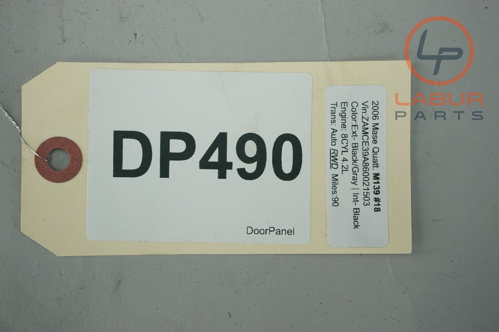 M139 03-13 Maserati Quattroporte Front Right Side Door Panel Black DP490