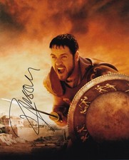 RUSSELL CROWE signed Autogramm 20x25cm GLADIATOR in Person autograph ACOA