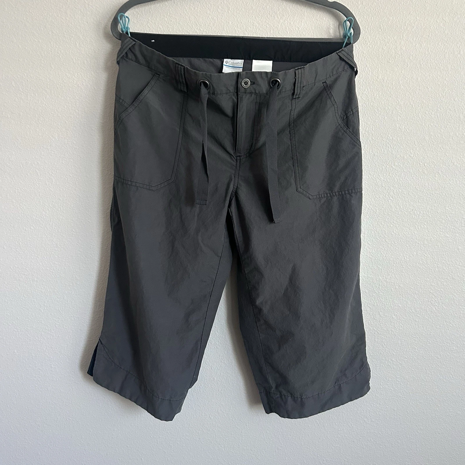 Columbia Outdoor Capri Pants Cropped Grey Women's Large
Opens in a new window or tab