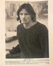 A Perfect Murder VIGGO MORTENSEN SIGNED 8x10 PHOTO