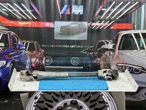 BMW 1 E81 E87 2010 Kreuzgelenk 6769157 Benzin DYM7749