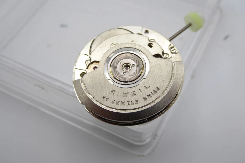 Raymond Weil Swiss Automatic movement cal. ETA2892-2 - Image 4 of 4