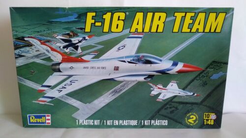 F-16 AIR TEAM REVELL SCALA 1/48