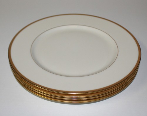Set of 4 Lenox Tuxedo 10.5” Dinner Plates Gold Encrusted Rims - Green Backstamp - Picture 2 of 5