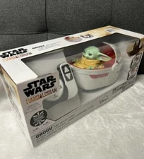 Star Wars The Mandalorian Grogu & Hover Pram Remote Control Q1