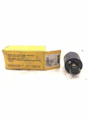 Hubbell 230358 3 Wire Grounding Locking Plug 2 Pole 20A 125V -NIB