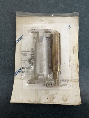 NEW METSO AUTOMATION SE-085 Pneumatic Valve Actuator Flowserve NOS 40 028008500
