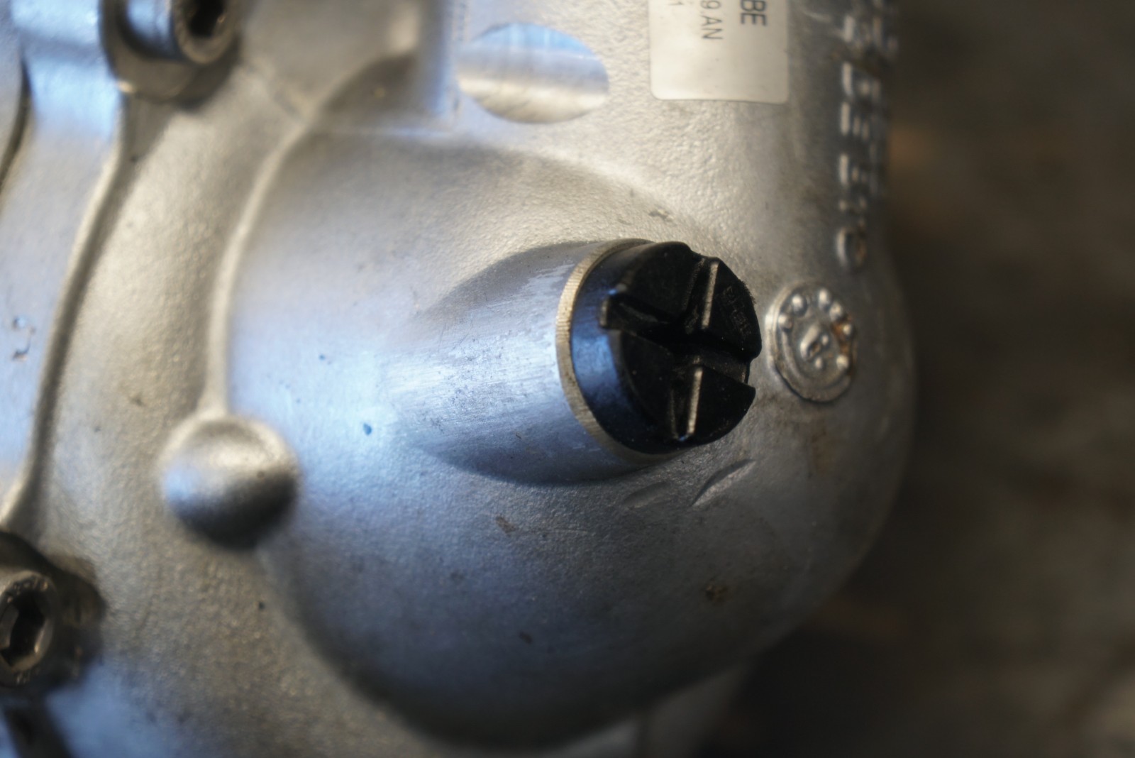 Audi R8 2017-2023 Thermostat housing