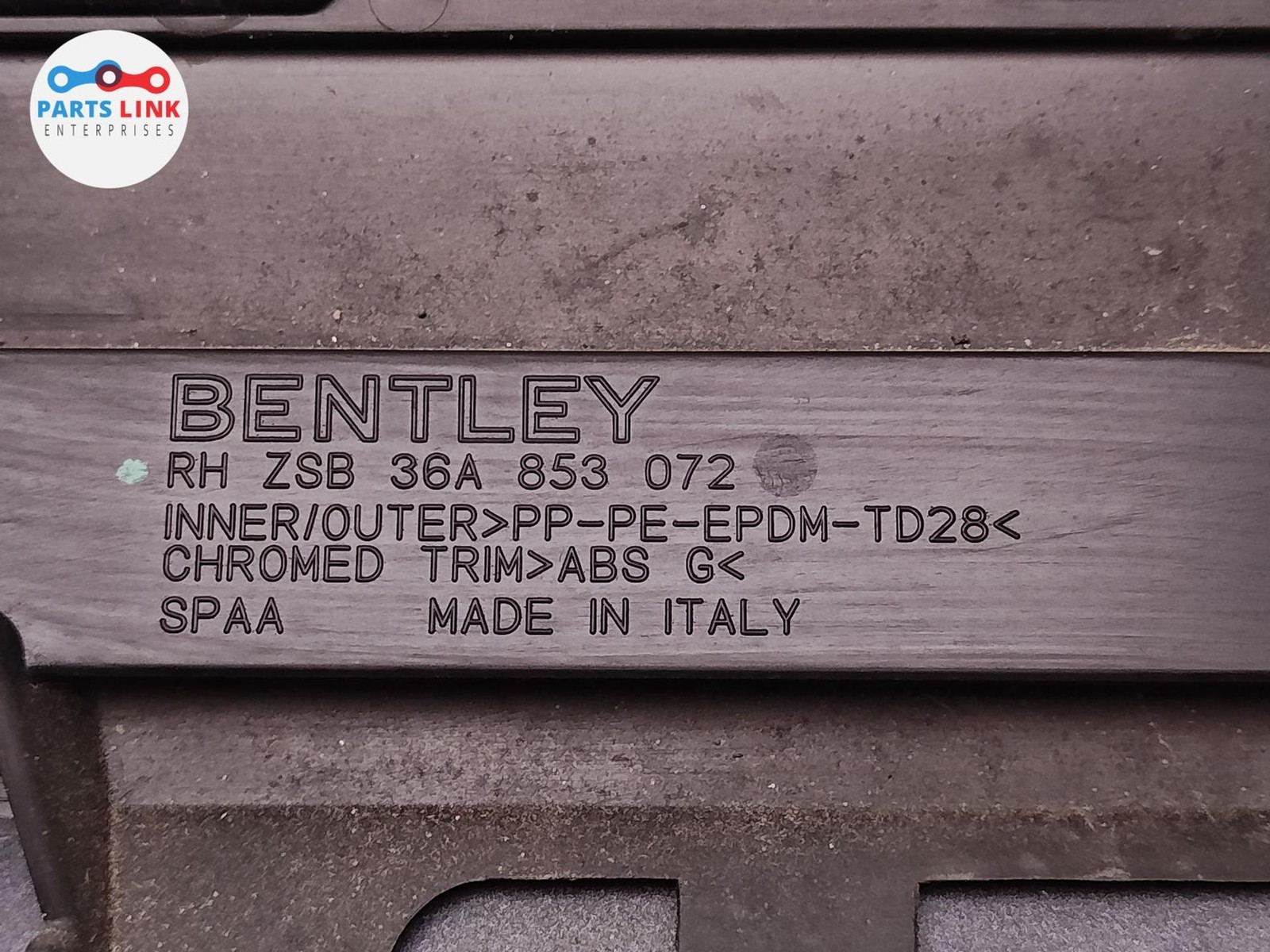 Bentley Bentayga 2016-2020 FRONT+RIGHT Body side molding