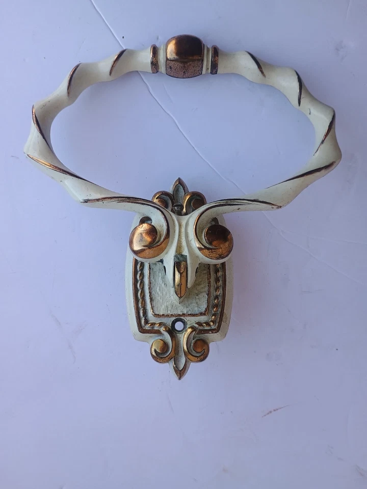 Vintage French Provincial Off White Bathroom Hardware Towel Holder Retro Design - Image 3 of 4