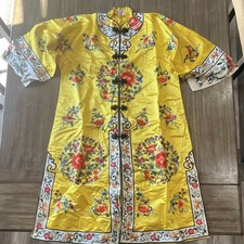 VTG 60s Golden Bee 100 Pure Silk Embroidered Chinese Robe Jacket Tag M Yellow