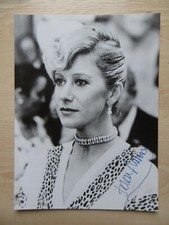 Helen Mirren Autogramm signed 18x24 cm Pressebild s/w