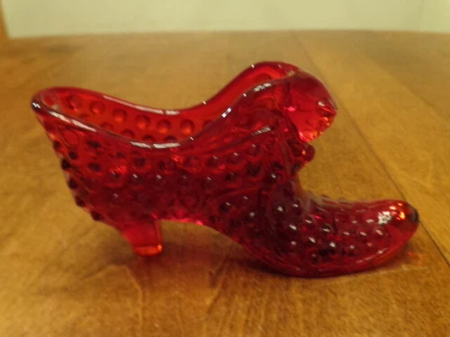 FENTON HOBNAIL RUBY RED CAT SLIPPER ORIGINAL STICKER