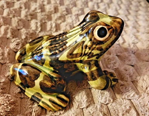 Vintage 1930s~Brush McCoy~Art Pottery~Frog Figurine~Handpainted~Garden Statue~5"