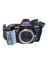 Vintage Minolta Maxxum 5000 AF 35mm Autofocus SLR Film Camera Black w/strap