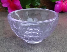 Round, Pale Purple Blue Glass Open Salt Dip, Cellar, Dish w/Hexagon Pattern!