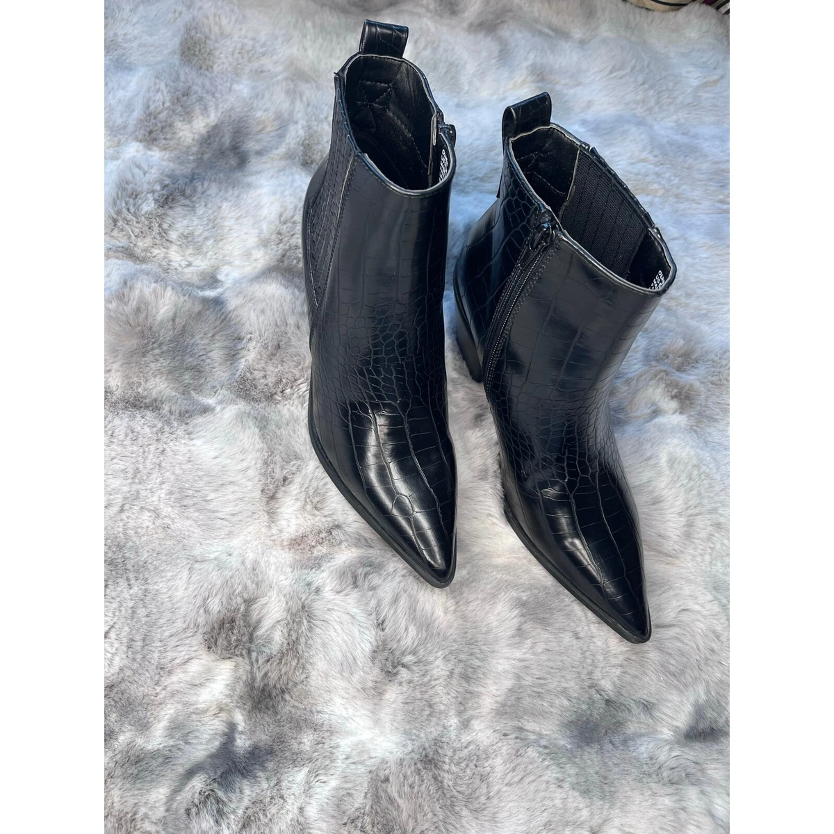 JustFab Black Patent Pointed Toe Block Heel Ankle Boots Size 6