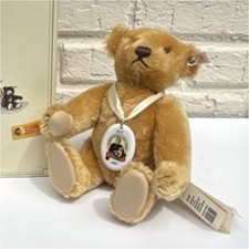 Steiff Teddy Bear 1997 Small 6-14 in 670190 Made in Germany with Box