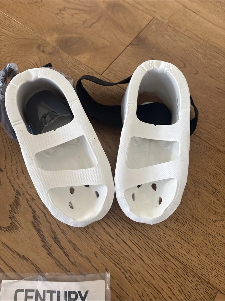 Century боевых искусств спарринг ботинки белый размер 1/2 новый каратэ таэквондо - Изображение 3 из 4