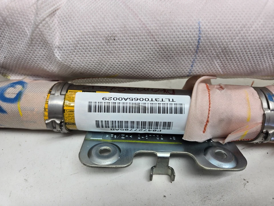 2014-2016 Ram Promaster 1500 2500 3500 левая боковая занавеска 04727705ab - Изображение 4 из 4