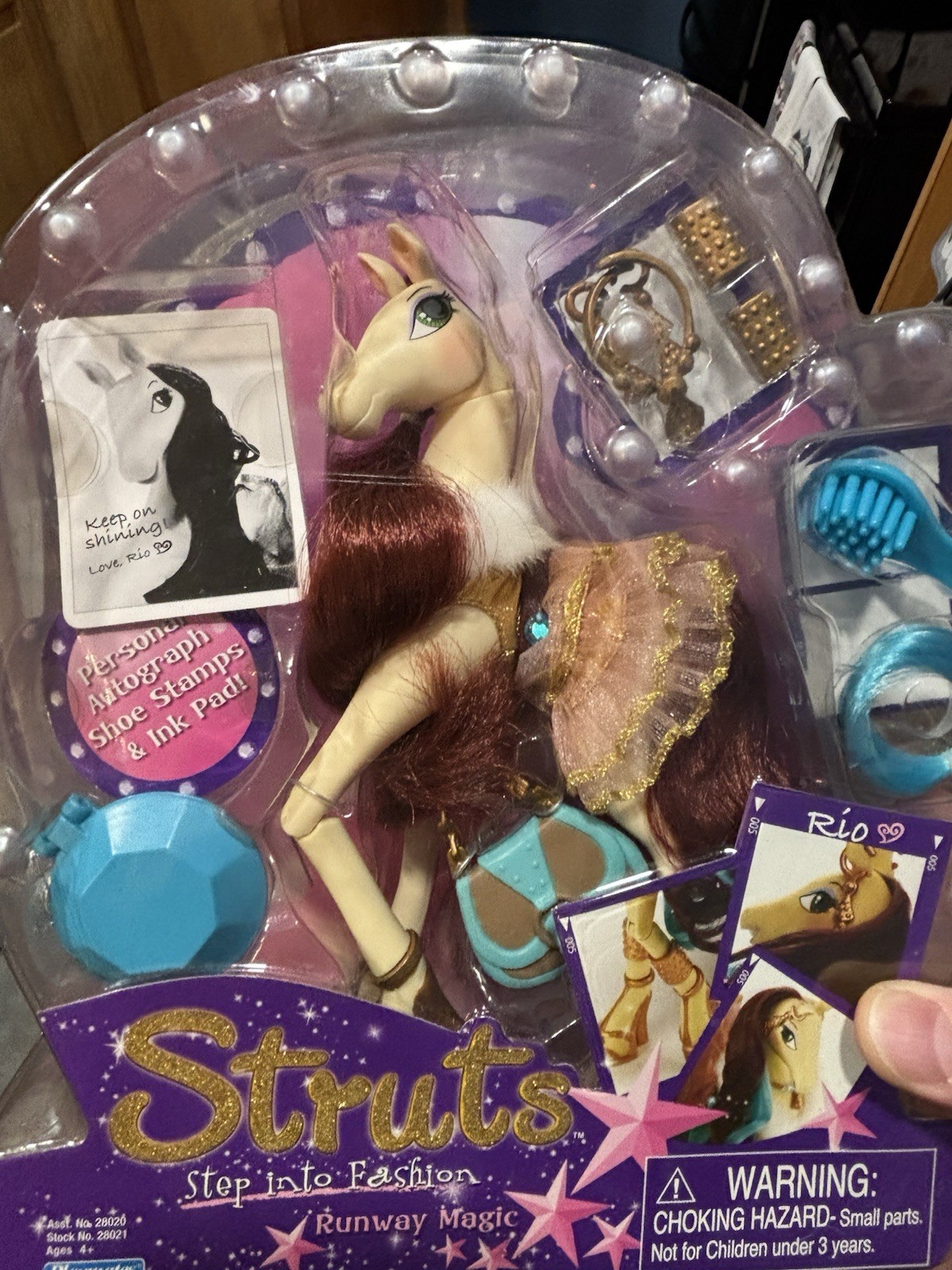 Rare Struts Step into Fashion 2008 Playmates Horse Rio New