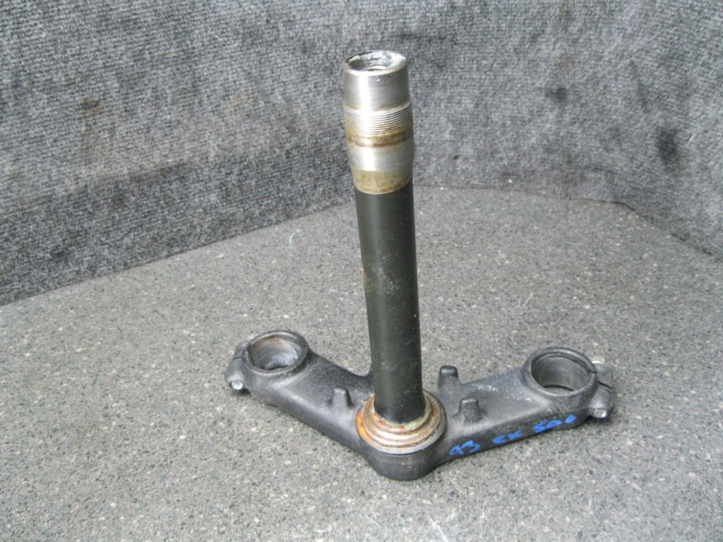 93 Kawasaki Ninja EX 500 EX500 Lower Triple Tree 13E | eBay