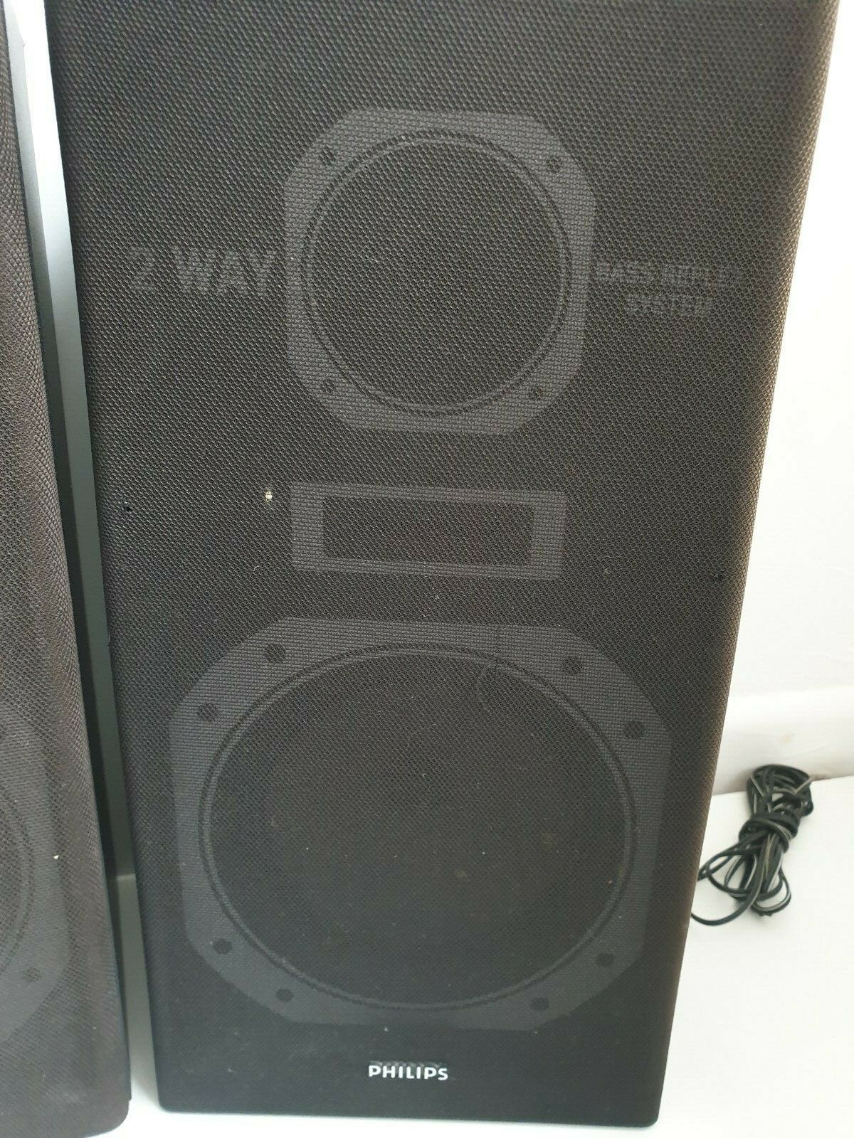 philips 2 way bass reflex system